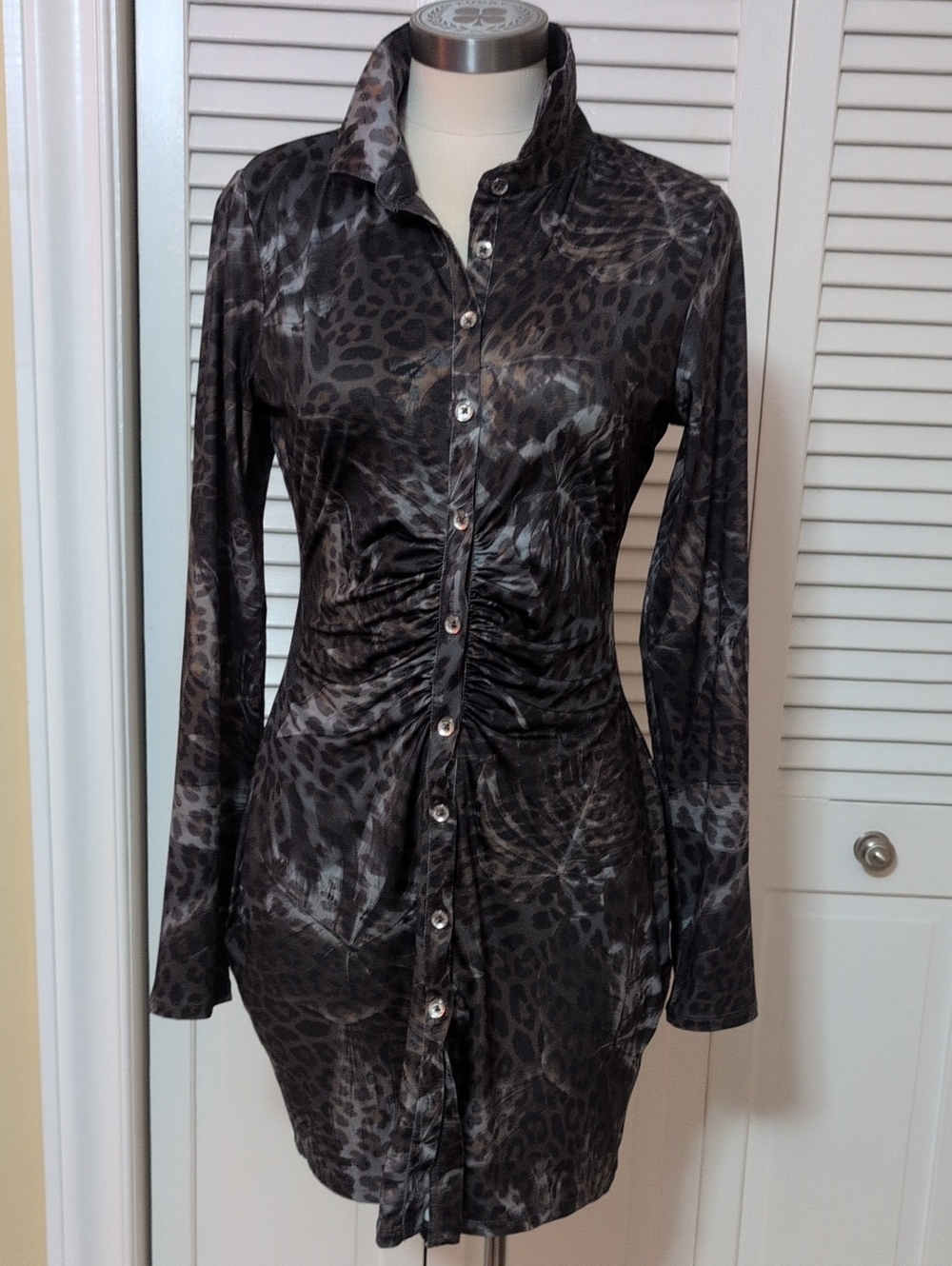 Guess, Black and Gray Leopard Ruched Button-Down Shirt Dress, Size M